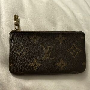 Louis Vuitton LV Classic Monogram Key Holder Keychain Pouch Small Vintage